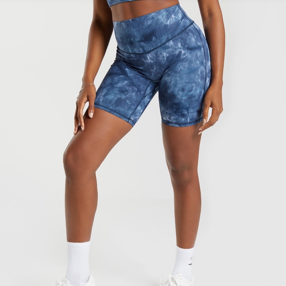 Gymshark elevate cycling shorts